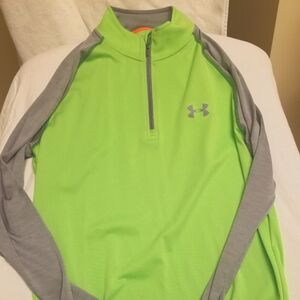Under Armour quarter zip, size small